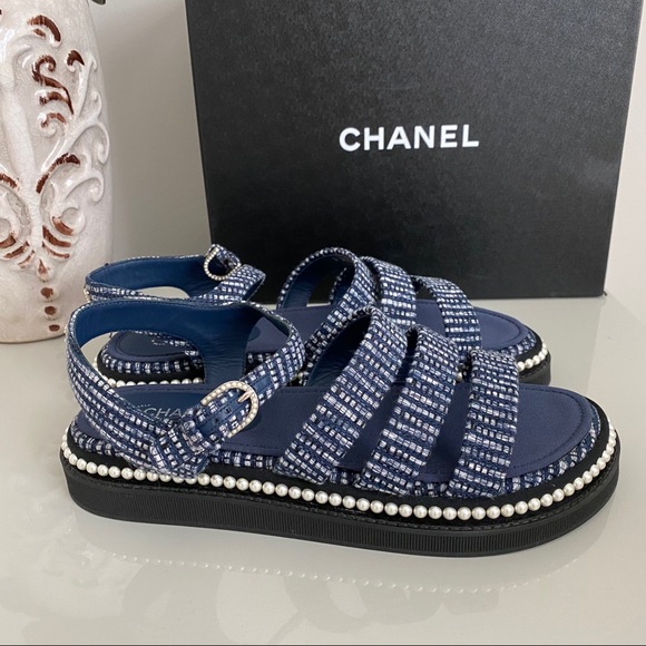✅ SOLD. NWT Chanel tweed sandals - Picture 5 of 12